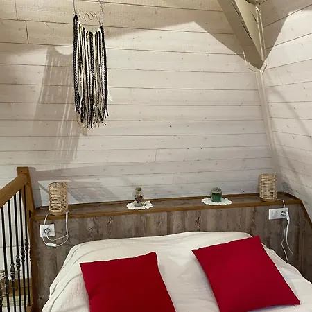 Renove Au Bord De La Sarthe, Calme Et Parking Prive - Fr-1-410-460 * Sablé-sur-Sarthe