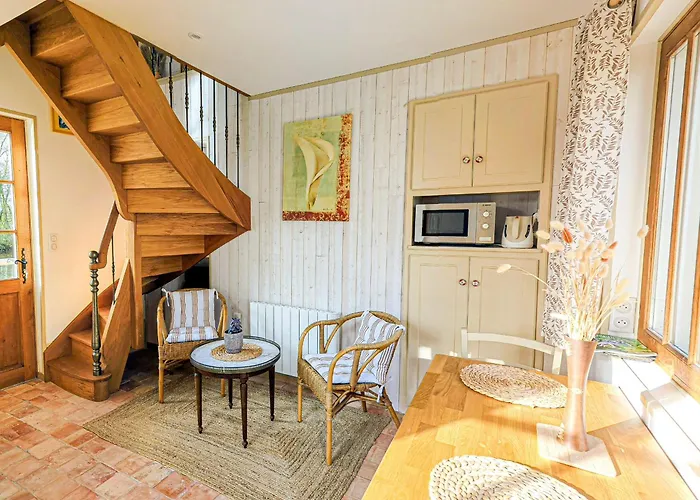 Renove Au Bord De La Sarthe, Calme Et Parking Prive - Fr-1-410-460 *